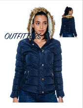 Load image into Gallery viewer, Cozy Sherpa Jacket With Faux Fur
